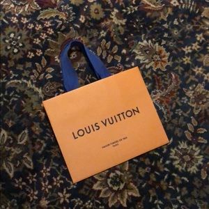 LOUIS VUITTON GIFT BAG